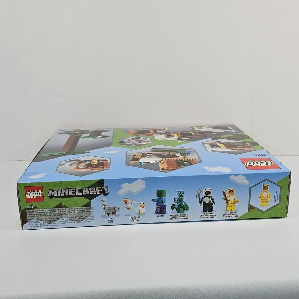 LEGO 21174 Minecraft The Modern Treehouse Building Set, 909 Pieces, New, Retired - Picture 5 of 8